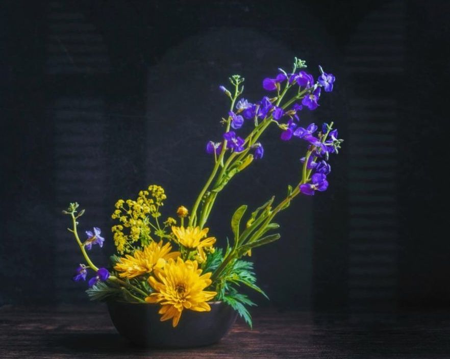 Elegant wedding posy